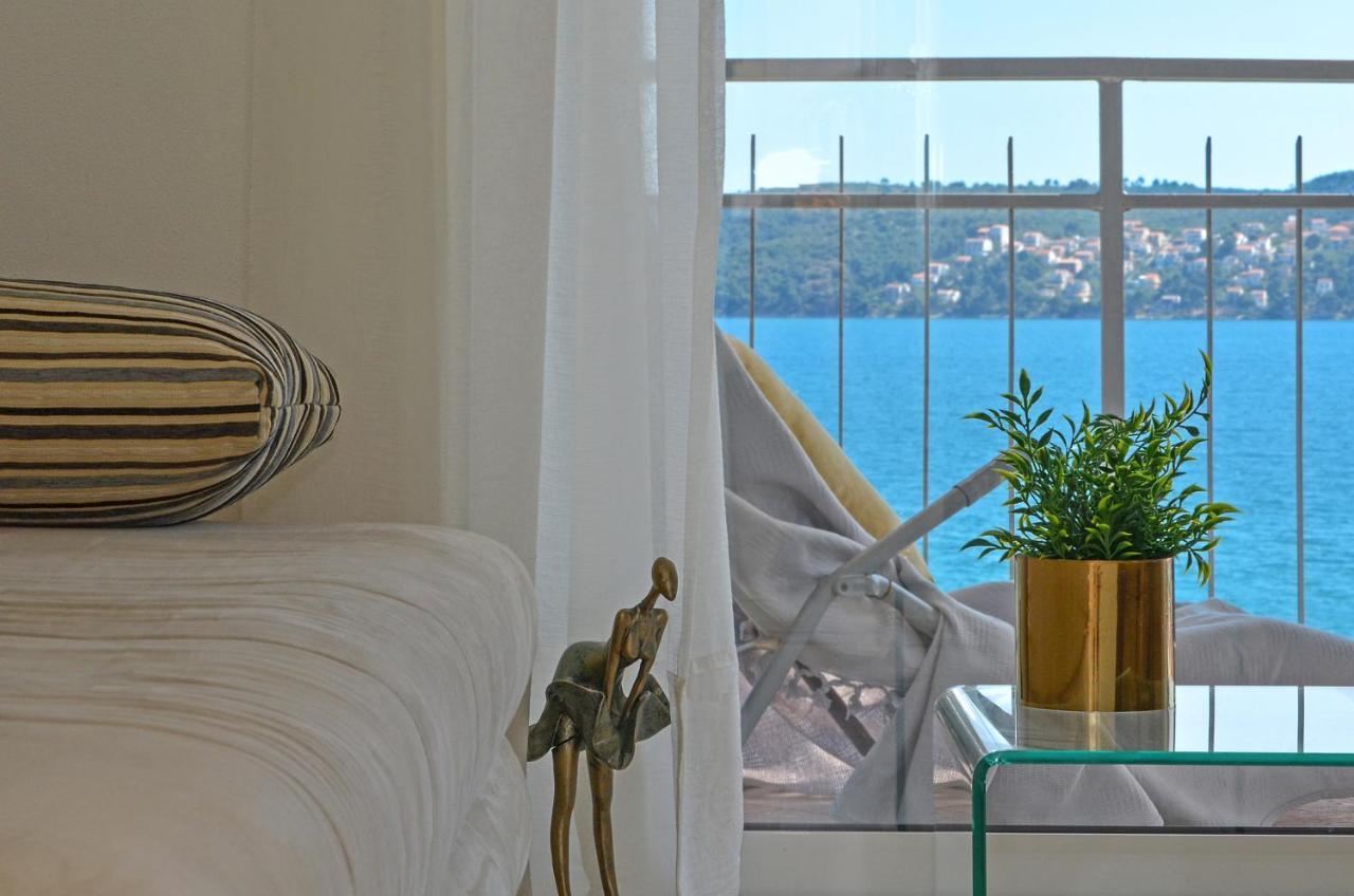 Mar Deluxe Apartments Trogir Exterior foto