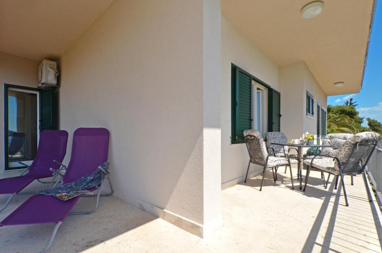 Mar Deluxe Apartments Trogir Exterior foto